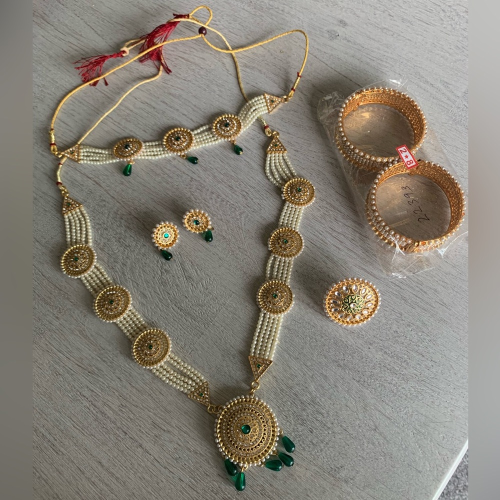 Green and White Pearl Indian Jewelry Full Set